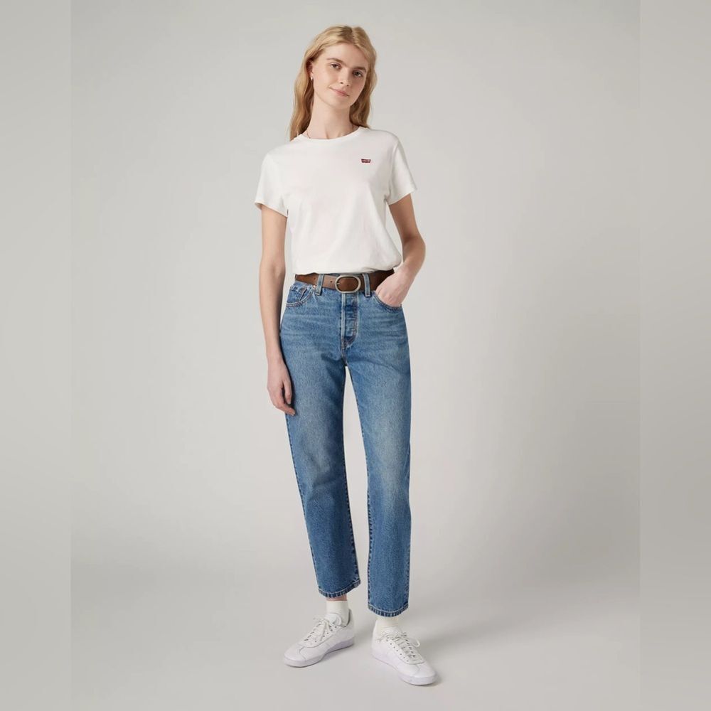 Levi's Best Seller
501 ORIGINAL CROPPED WOMEN'S JEANS
